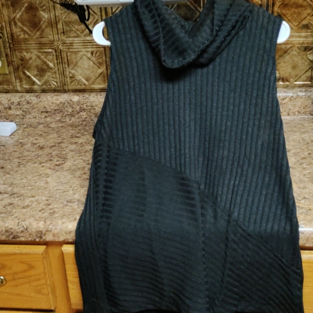 Woman's shirt